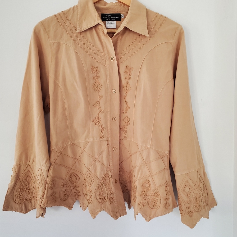 G. DESIGNS Sz L Embroidered Button Down Tan Shirt Peru Cotton Bohemian Western - Picture 13 of 13
